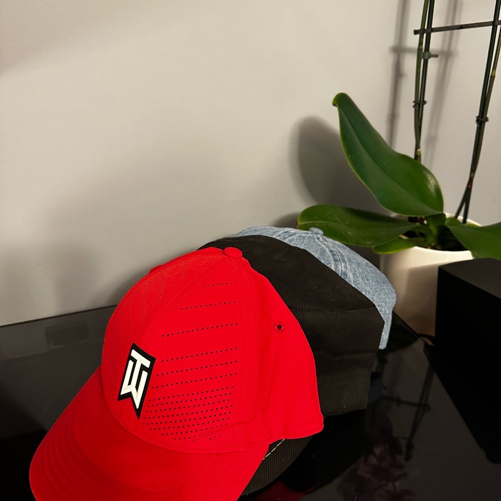 Cap Collegction - Red Tiger Woods Cap, Black Harley Davidson Cap, Jean Cap